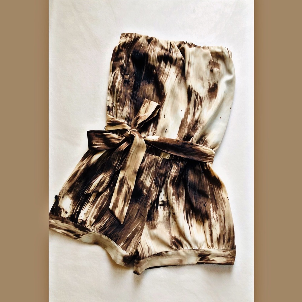 A CUTE BROWN AND CREAM ROMBER